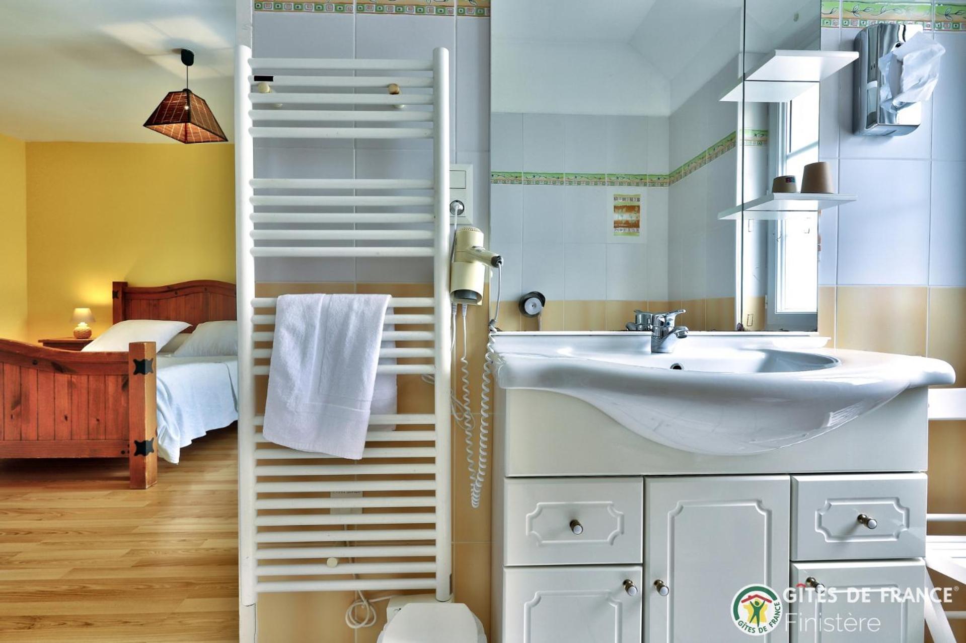 Bed and Breakfast La Cle Des Champs Des Abers Saint-Pabu  Zewnętrze zdjęcie